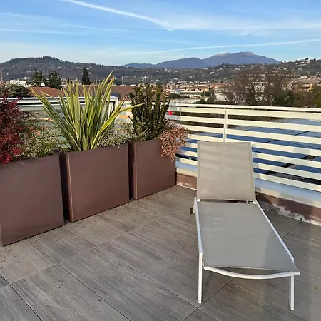 Domus Aurus Luxury Apartment Bardolino